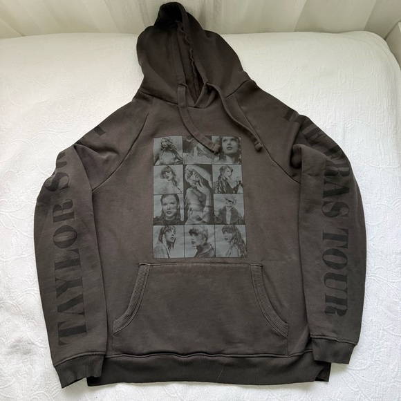 Taylor Swift Tops - Taylor Swift The Eras Tour Oficial Merch Black Hoodie size Small